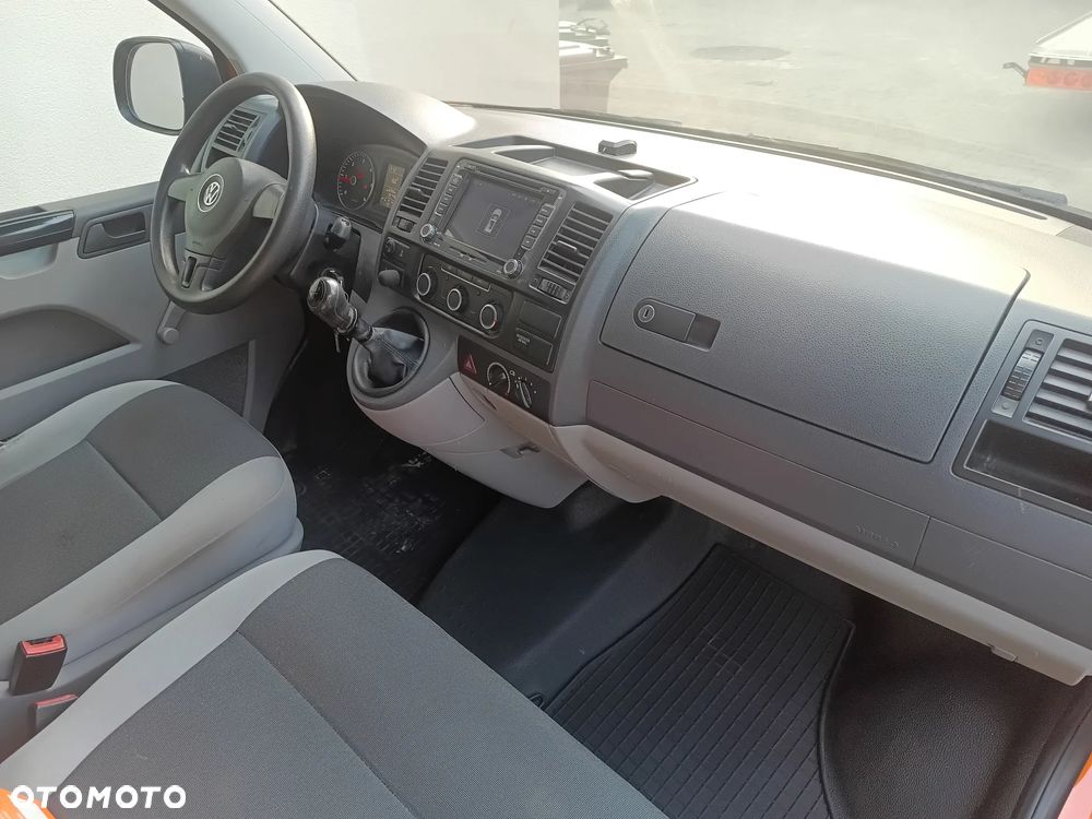 Volkswagen Transporter Doka Lang Comfortline - 3
