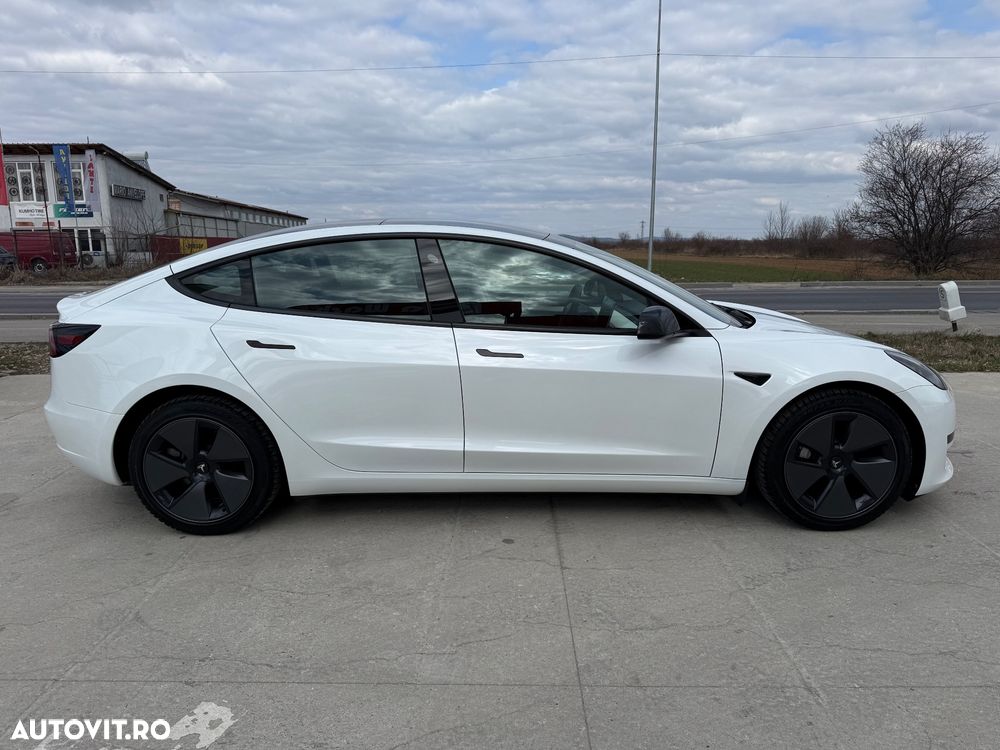 Tesla Model 3 RWD - 9