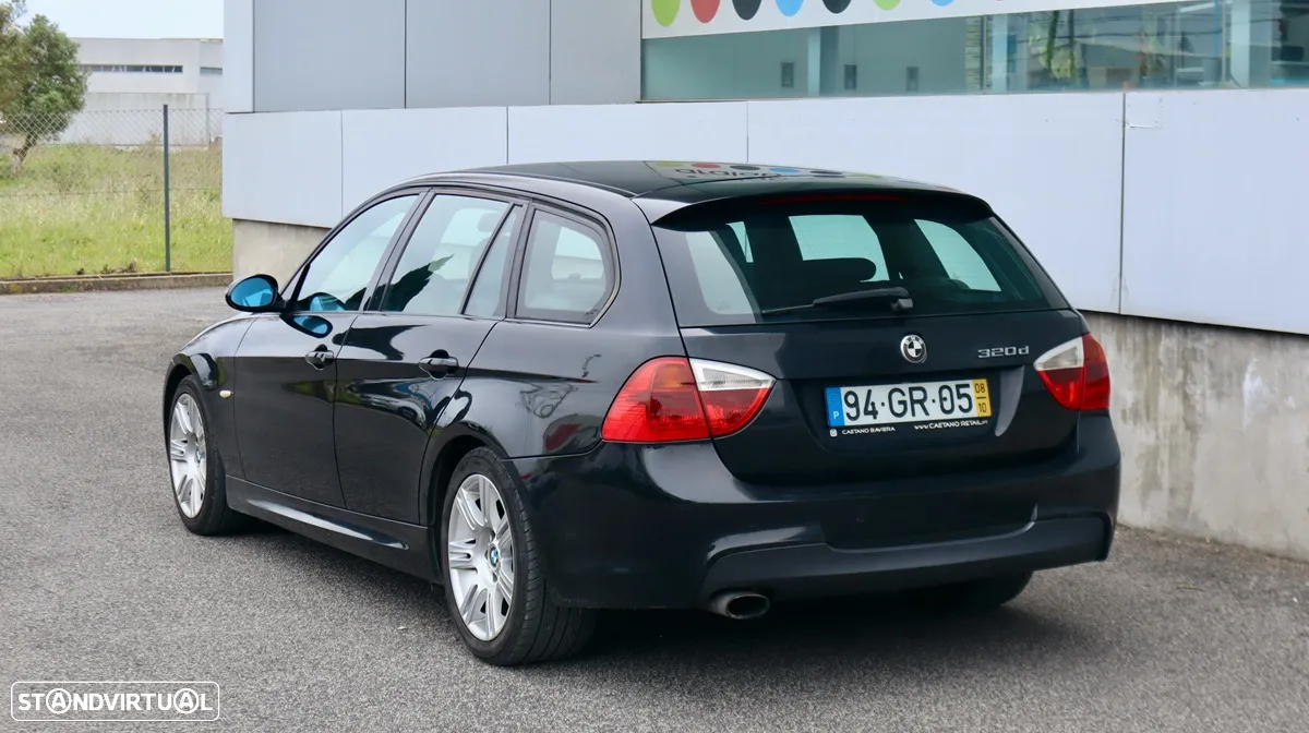 BMW 320 d Touring - 11