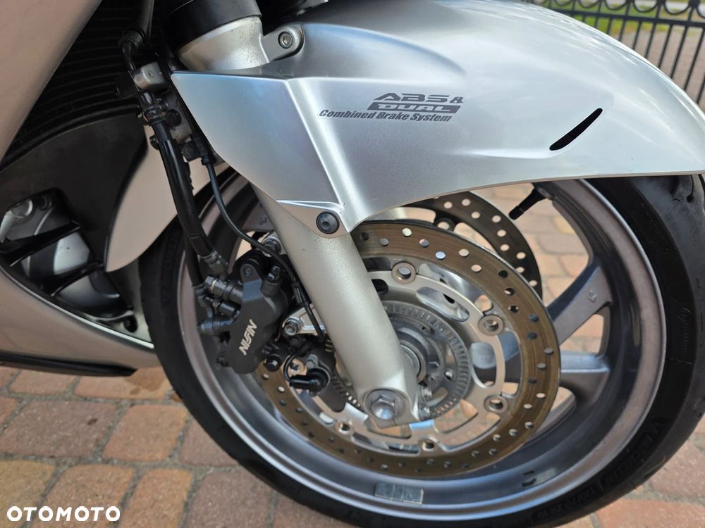 Honda ST - 39
