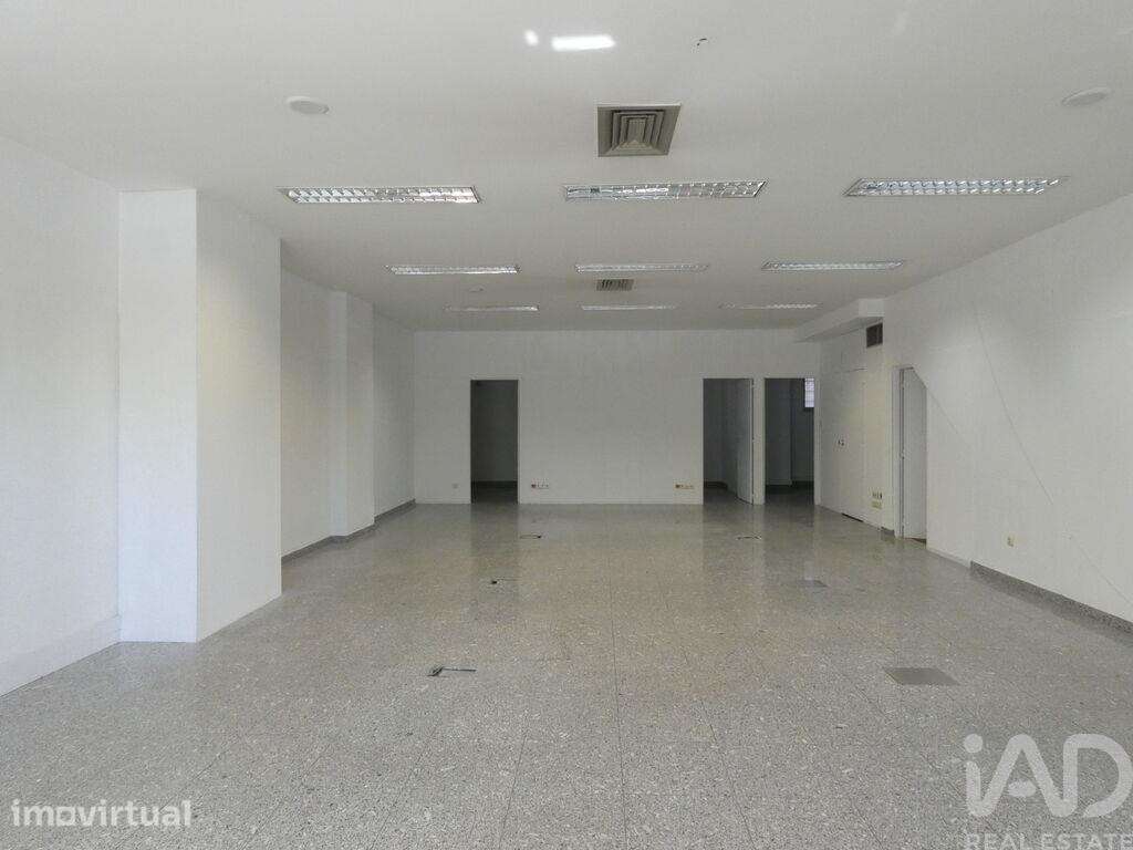 Loja / Estabelecimento Comercial T3 em Alfragide de 109,00 m2 - Grande imagem: 2/22