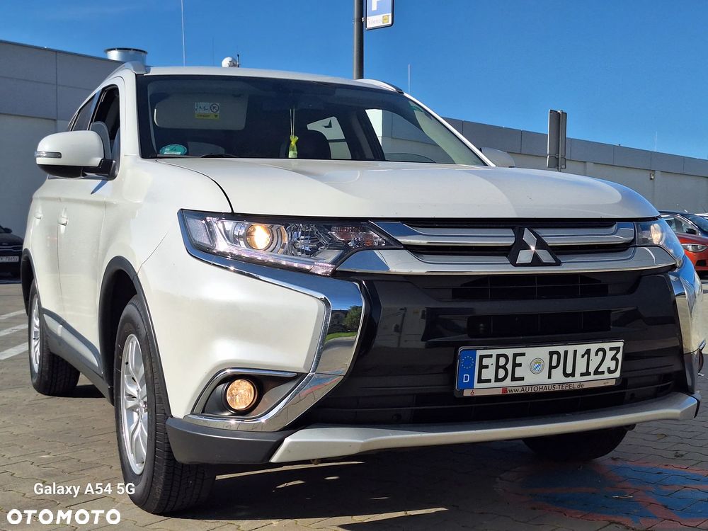 Mitsubishi Outlander 2.0 2WD SUV-Star - 1