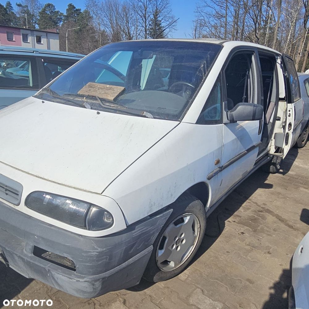 FIAT ULYSSE 2.0 JTD (kod lak: EWPA) pojazd na części: maska, zderzak, drzwi, szyby, lusterka, chłodnica ... - 2