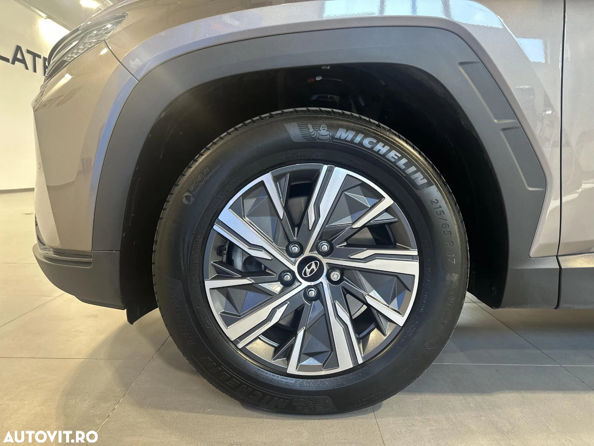 Hyundai Tucson - 13