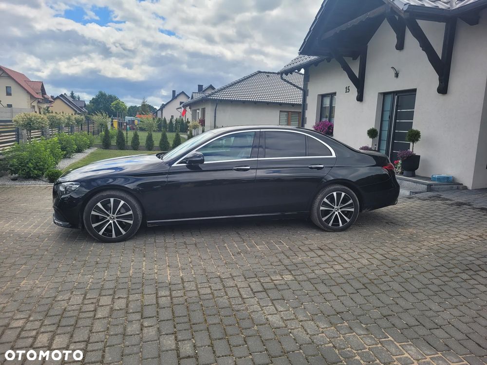 Mercedes-Benz Klasa E 300 de Business Edition - 10