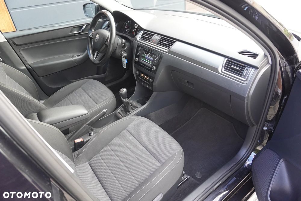 Skoda RAPID 1.2 TSI Green tec Edition - 9