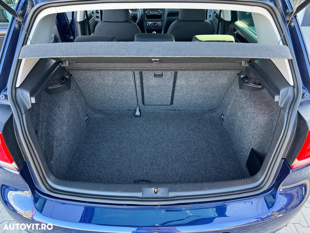 Volkswagen Golf - 8