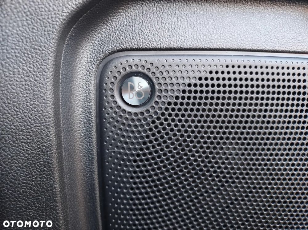 Ford Kuga 2.0 EcoBlue 4x4 ST-LINE X - 34