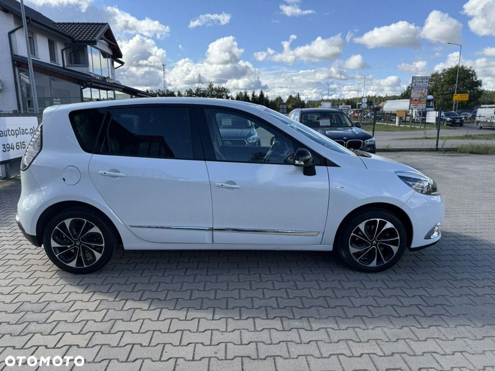 Renault Scenic ENERGY TCe 130 BOSE EDITION - 9