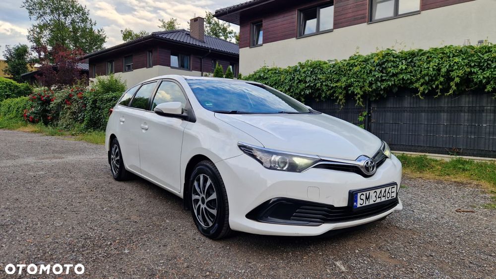 Toyota Auris 1.4 D-4D Active - 1