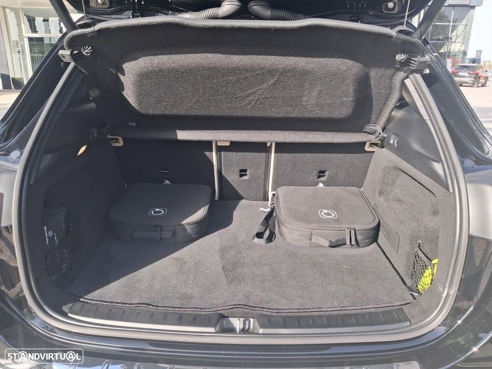 Mercedes-Benz EQA 250+ Progressive - 13