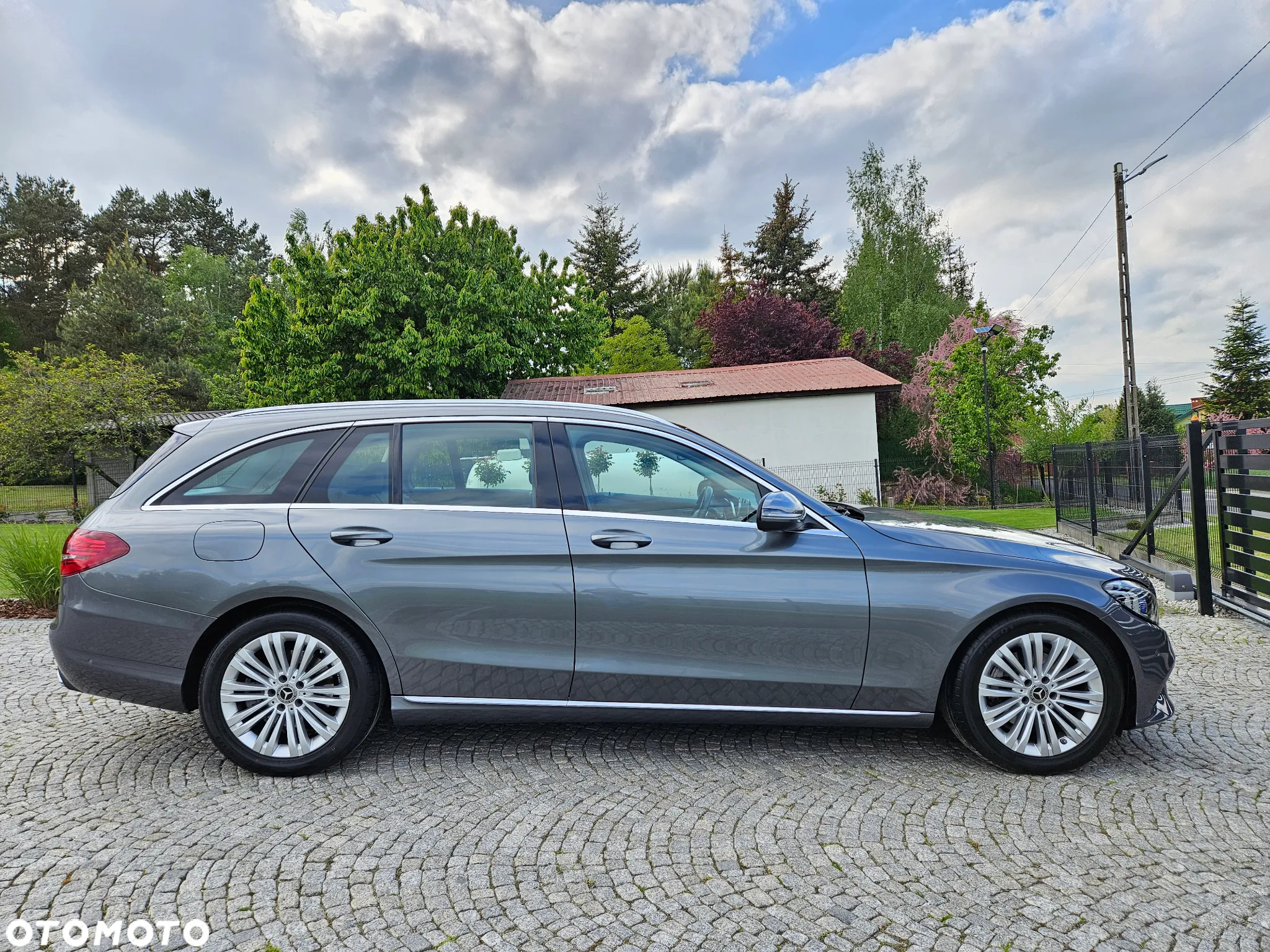 Mercedes-Benz Klasa C 220 d T 9G-TRONIC Exclusive - 3