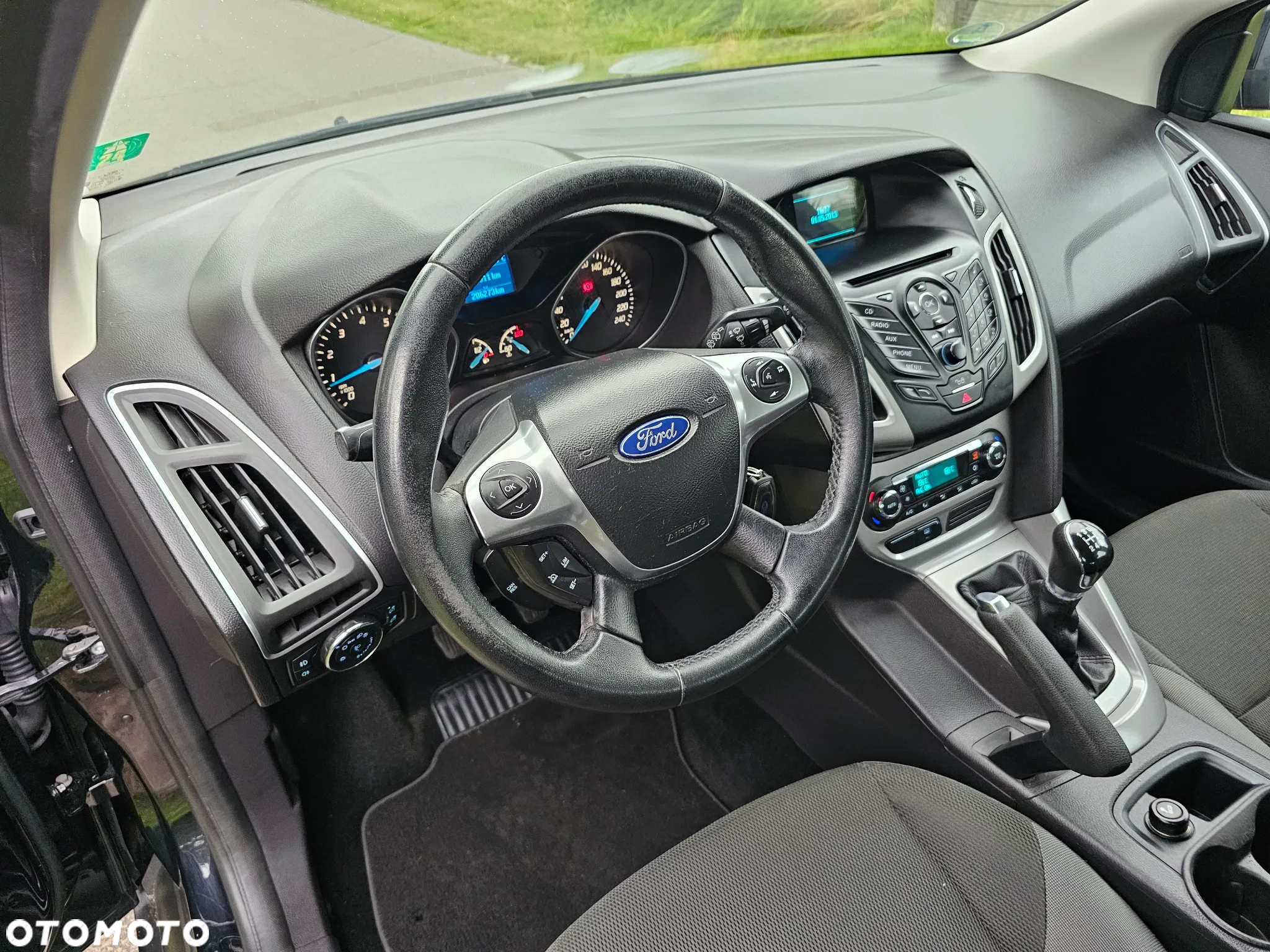 Ford Focus 1.6 Edition - 11