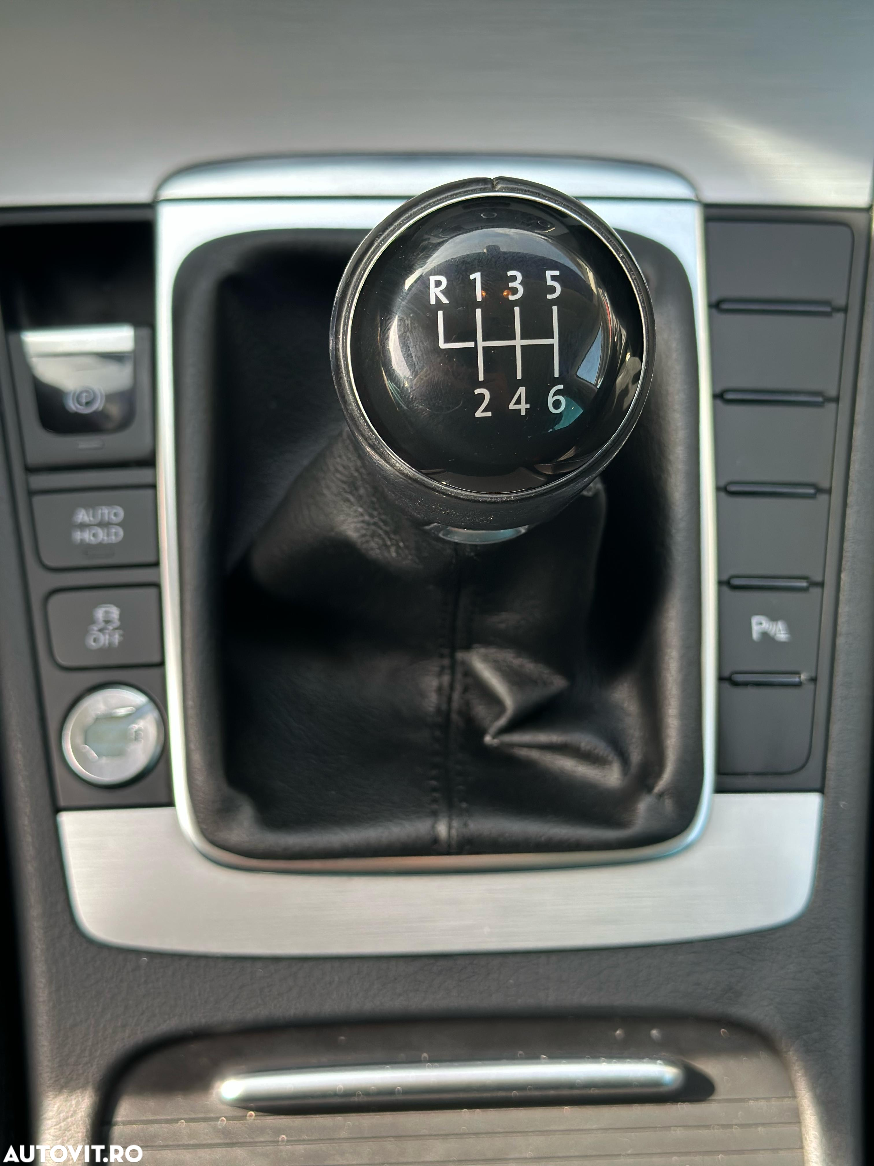 Volkswagen Passat CC - 22