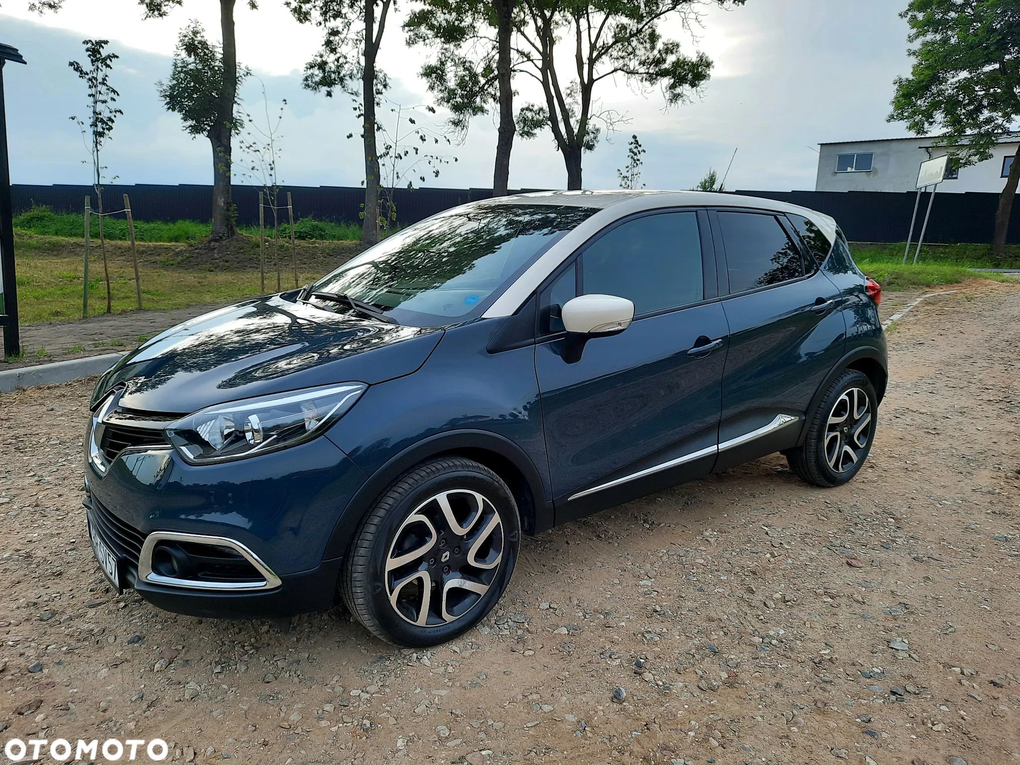 Renault Captur - 1