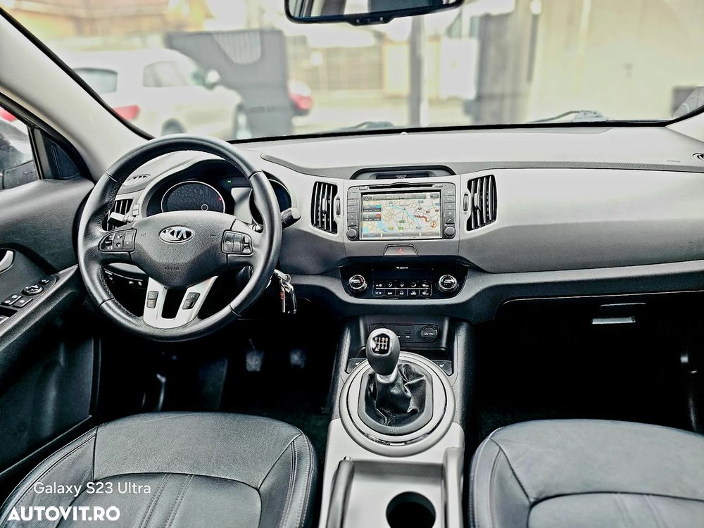 Kia Sportage 1.7 DSL MT 4x2 PREMIUM - 6