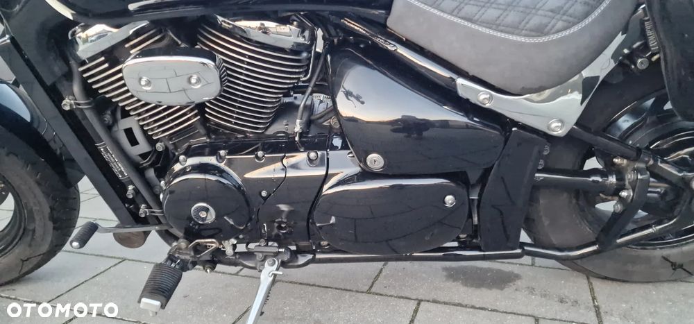 Suzuki Intruder - 20