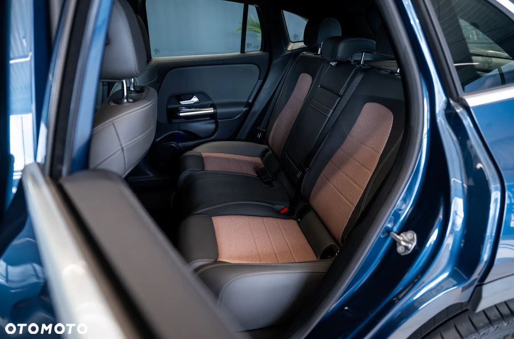 Mercedes-Benz EQA 250 66.5kWh Electric Art - 16