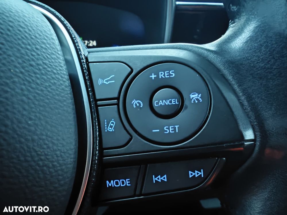 Toyota Corolla 1.8 HSD Dynamic - 15