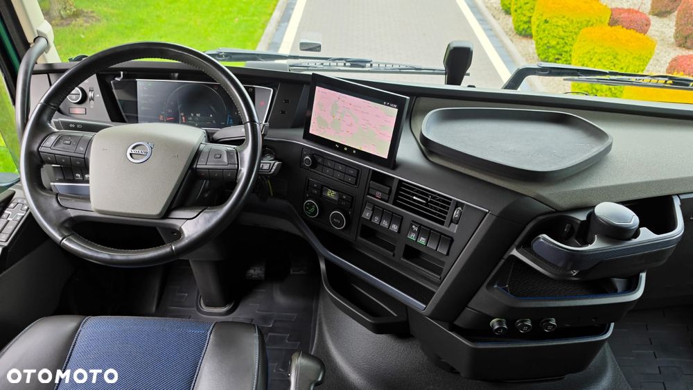 Volvo ///FH500///2023///GLOBETROTTER/// XXL///HYDRAULIKA///FULL LED///VIRTUAL COCPIT///ALUFELGI///KLIMATYZACJA POSTOJOWA///NAWIGACJA///TV///WAGA/// KAMERA///STAN BARDZO DOBRY - 29