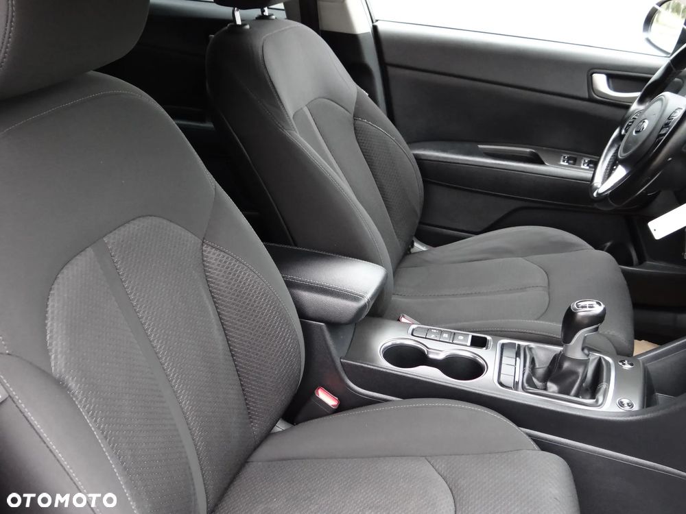 Kia Optima - 8