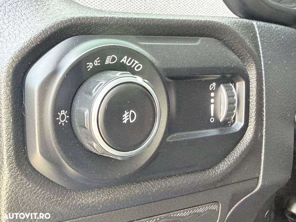 Jeep Wrangler 2.0 T-GDI Hardtop AWD Automatik 80th Anniversary - 33