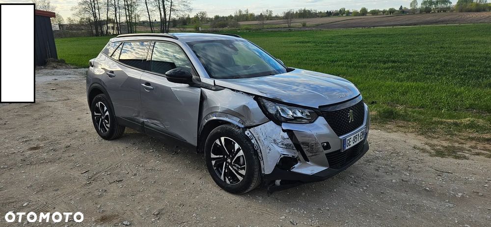 Peugeot 2008 - 8