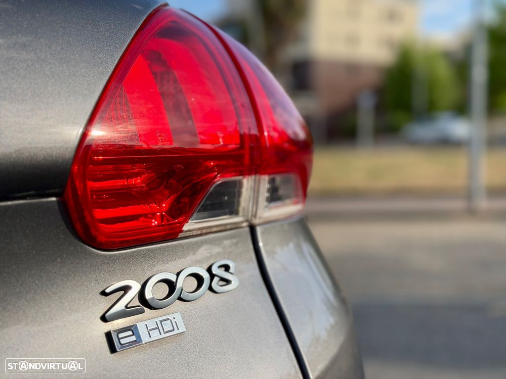 Peugeot 2008 - 16
