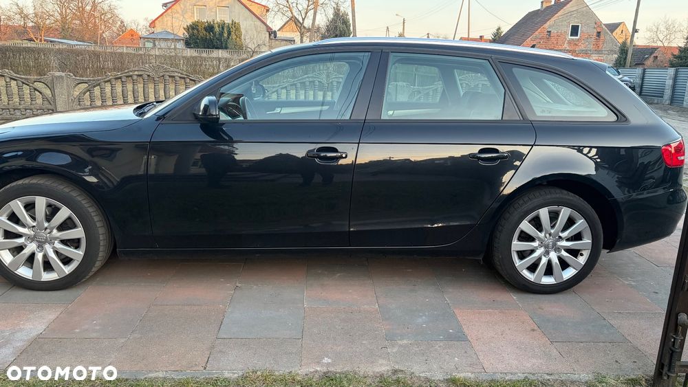 Audi A4 Avant 2.0 TDI DPF Ambiente - 7