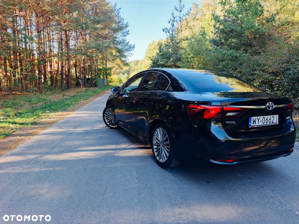 Toyota Avensis 1.8 Prestige - 16