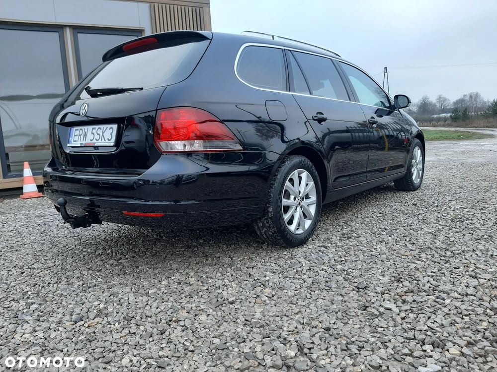 Volkswagen Golf 1.6 TDI DPF Highline - 5
