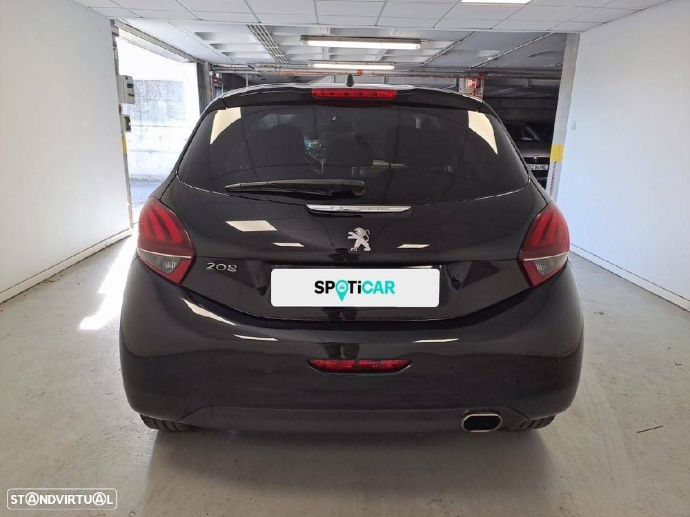 Peugeot 208 - 7