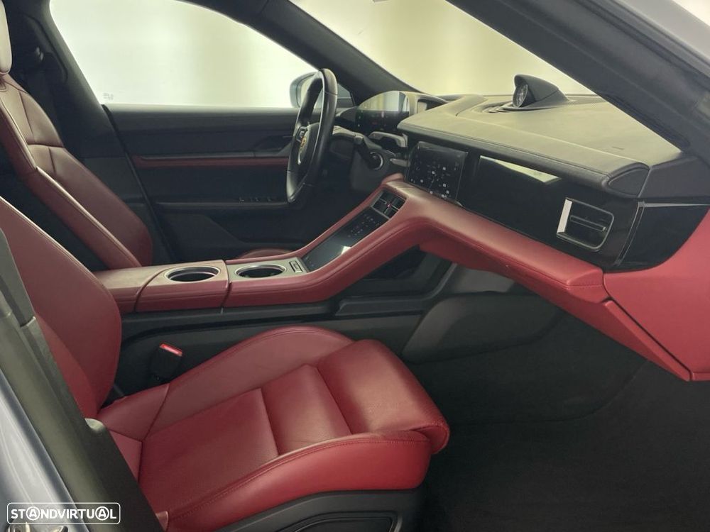 Porsche Taycan Standard - 22