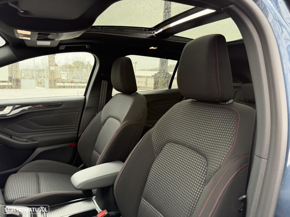 Ford Focus SW 1.0 EcoBoost MHEV ST-Line Aut. - 9