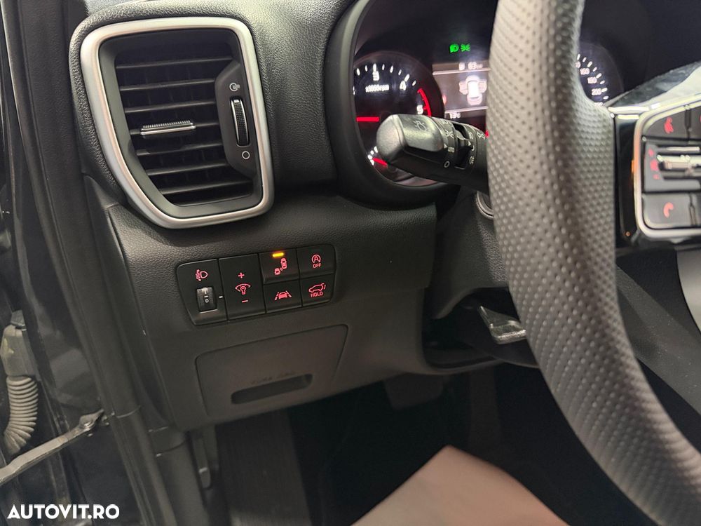 Kia Sportage 1.6 DSL MHEV 7DCT HP 4x2 Style - 23