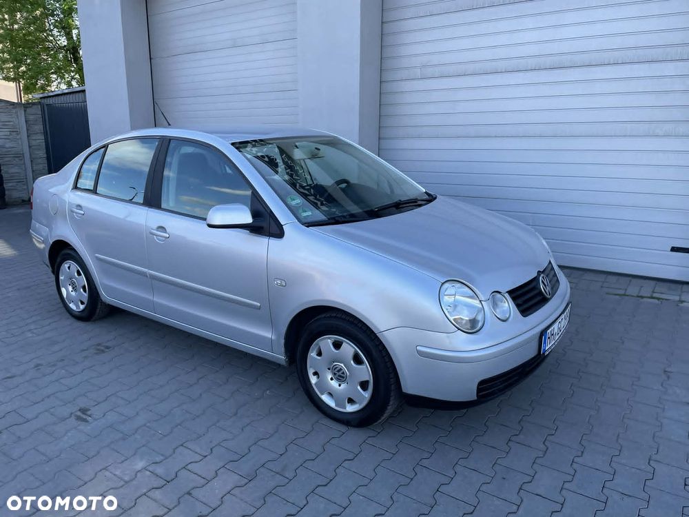 Volkswagen Polo 1.4 16V Special - 18