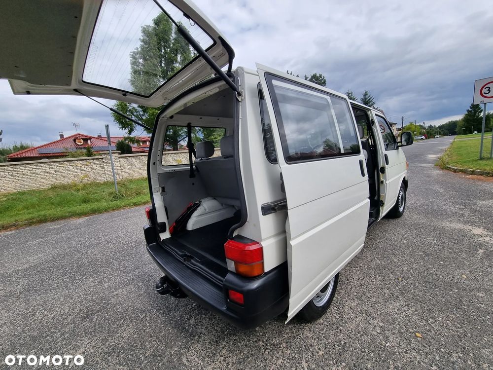 Volkswagen Transporter Mixt - 26