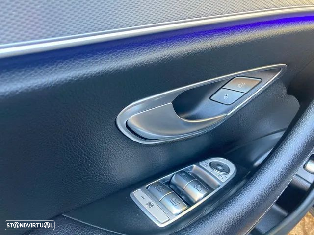 Mercedes-Benz E 300 de Avantgarde - 32