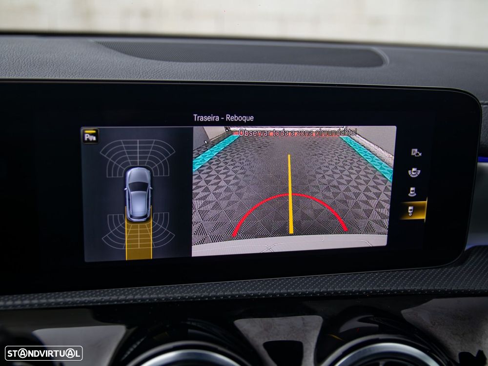 Mercedes-Benz A 250 e 8G-DCT AMG Line - 42