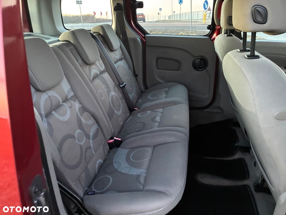 Renault Kangoo 1.6 16V Helios - 23