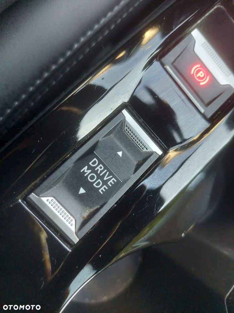 Peugeot 208 - 22