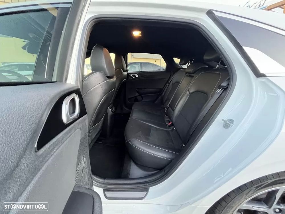 Kia ProCeed 1.0 T-GDI GT Line - 36