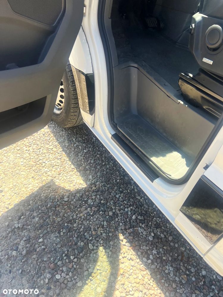 Volkswagen CRAFTER - 9