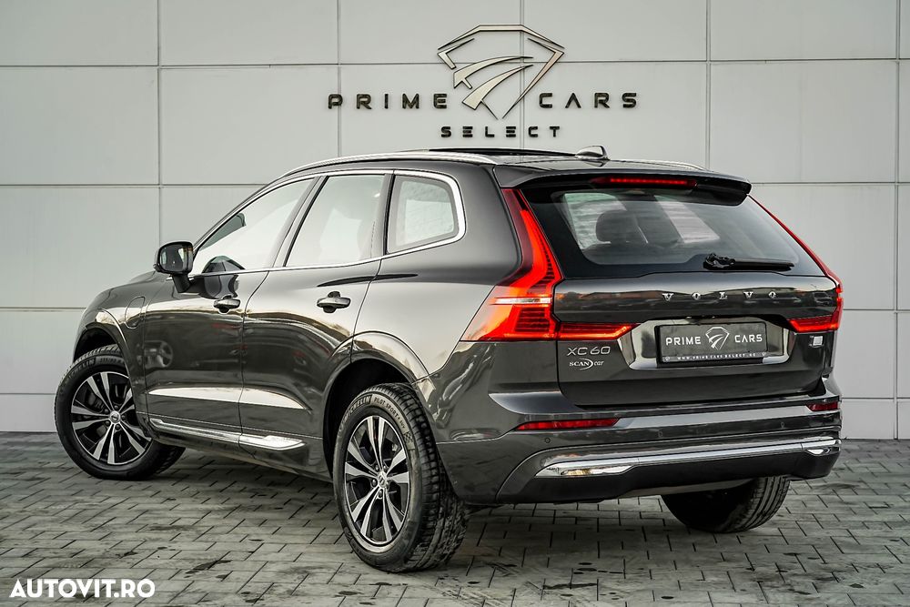 Volvo XC 60 Recharge T6 Twin Engine eAWD Inscription Expression - 2