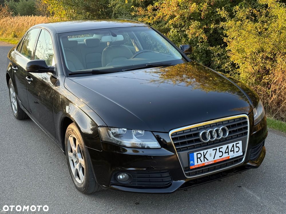 Audi A4 - 1