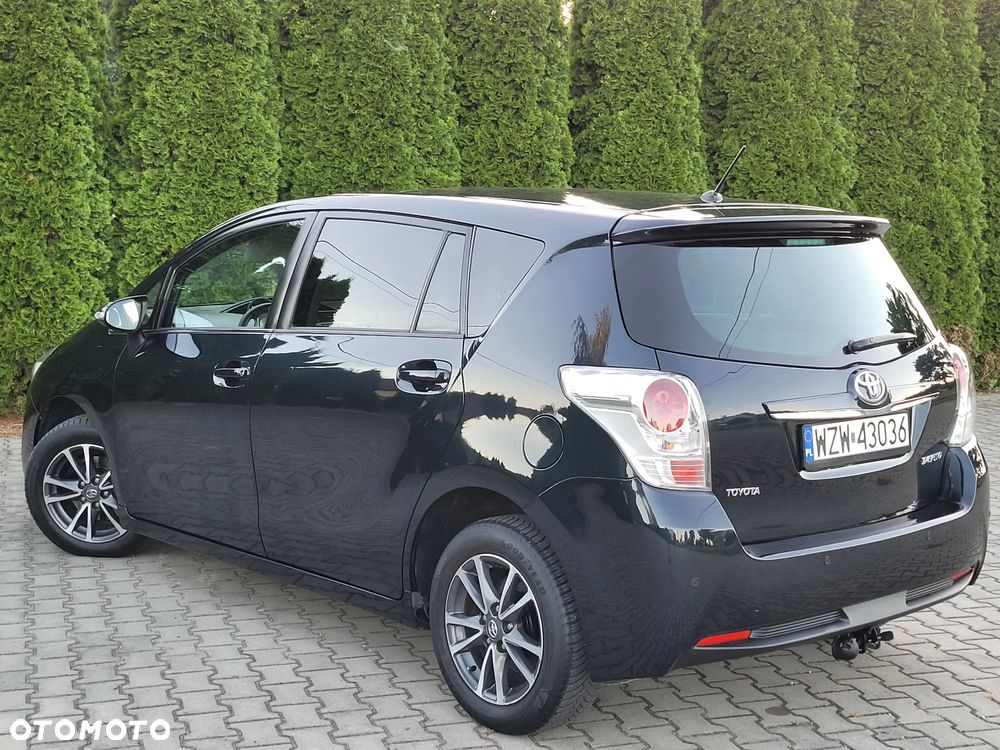Toyota Verso 2.0 D-4D Executive - 19