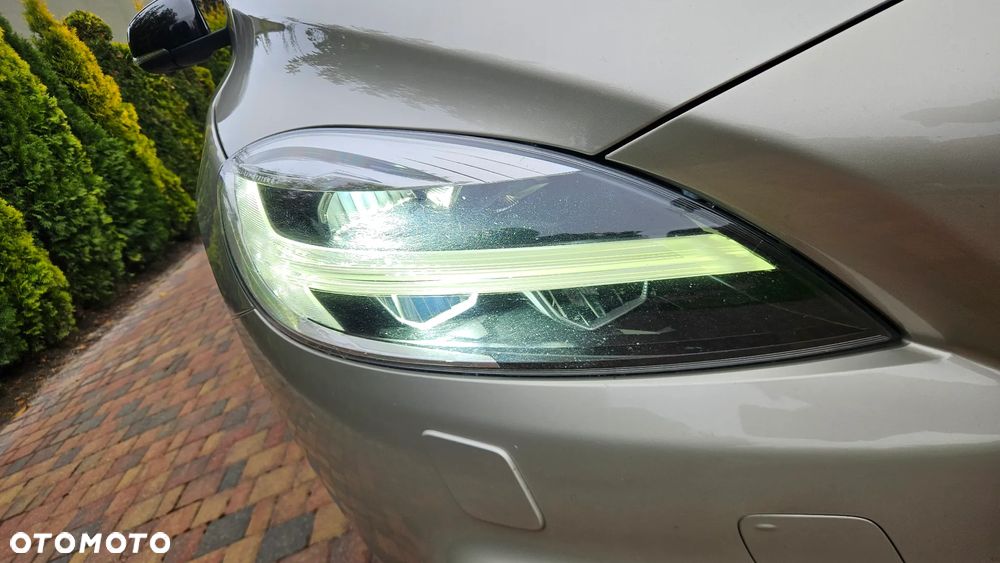 Volvo V40 Cross Country D2 Drive-E Summum - 12