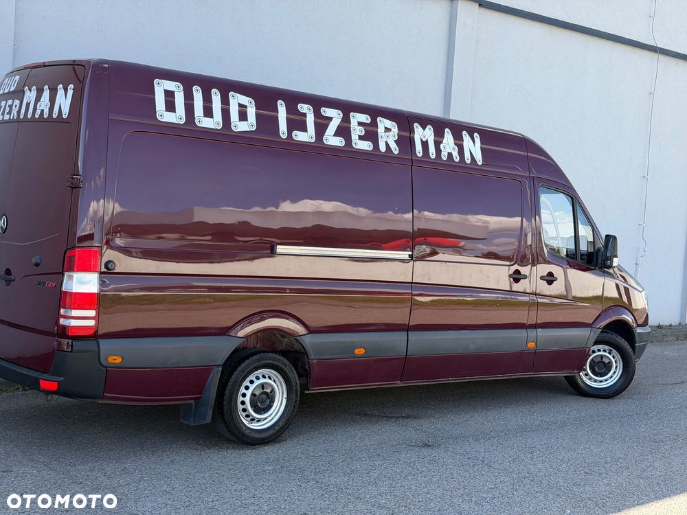Mercedes-Benz Sprinter 319 - 36