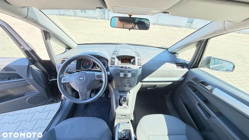 Opel Zafira 1.6 Enjoy - 23