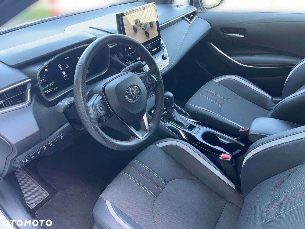 Toyota Corolla 1.8 Hybrid GR Sport - 8